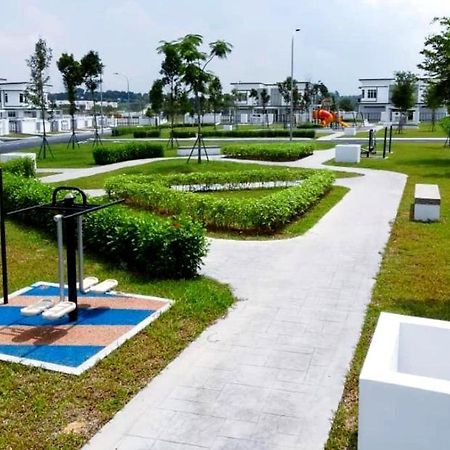 Kangkar Chemaran Johor Desaru Beach Bungalow Villas المظهر الخارجي الصورة