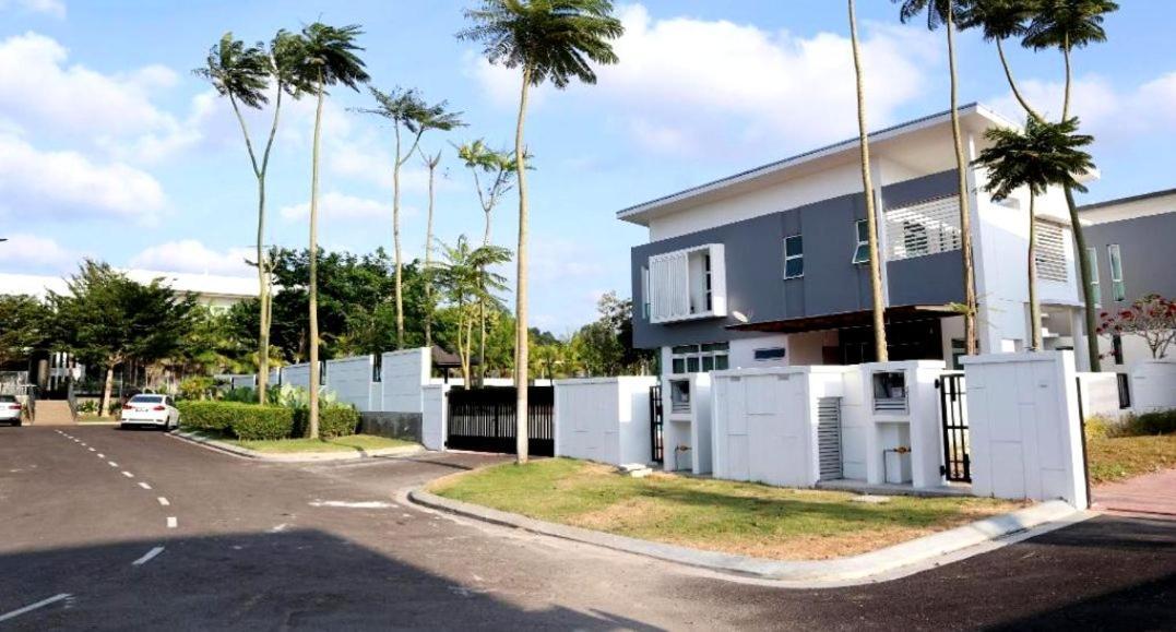 Kangkar Chemaran Johor Desaru Beach Bungalow Villas المظهر الخارجي الصورة